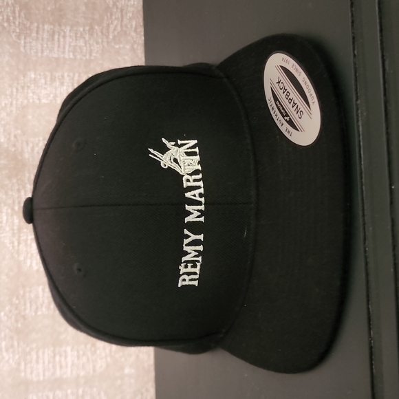 Remy Martin Snapback - Picture 1 of 3